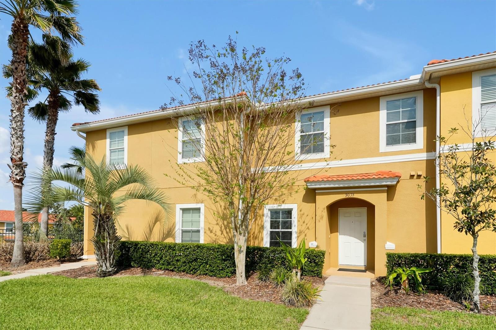 Image 3 of 63 For 3033 Bird Of Paradise Lane