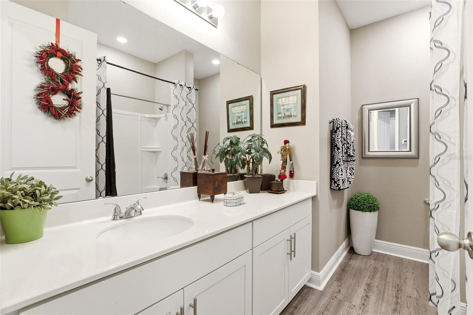 Image 19 of 32 For 5256 Meadow Song Drive