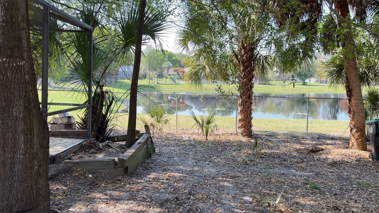 Image 10 of 26 For 7741 Pointview Circle