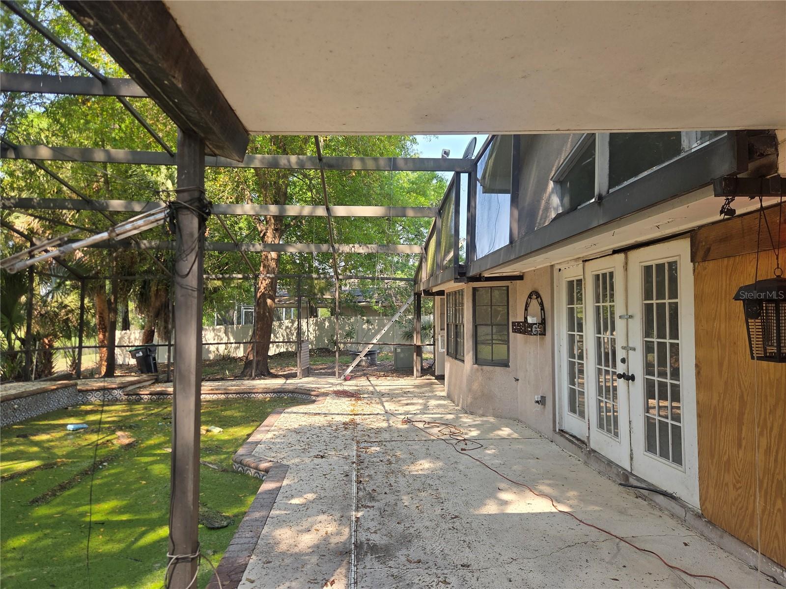 Image 11 of 26 For 7741 Pointview Circle