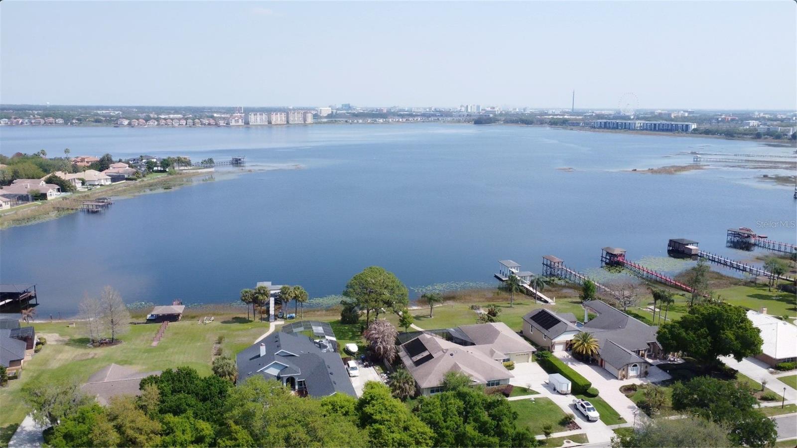 Image 21 of 26 For 7741 Pointview Circle