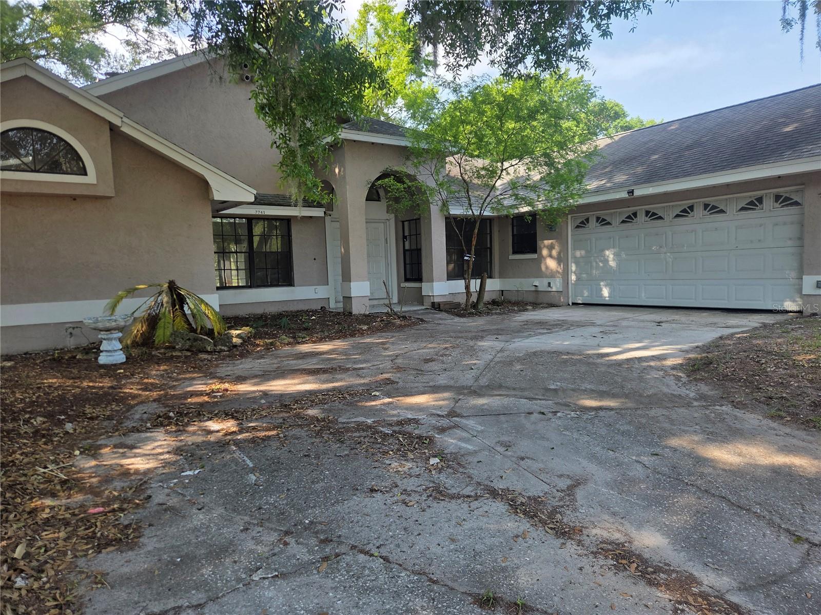 Image 4 of 26 For 7741 Pointview Circle