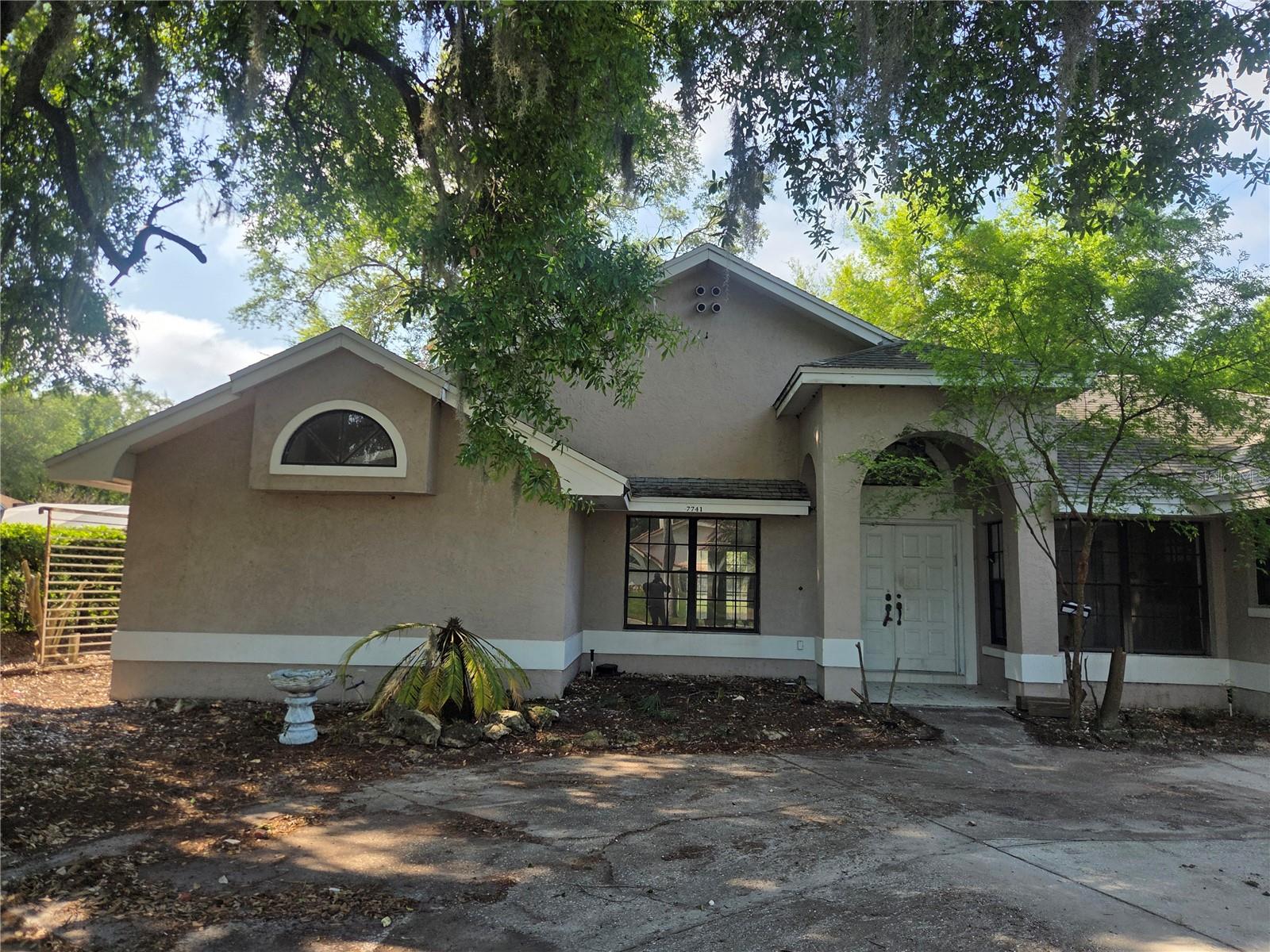 Image 6 of 26 For 7741 Pointview Circle