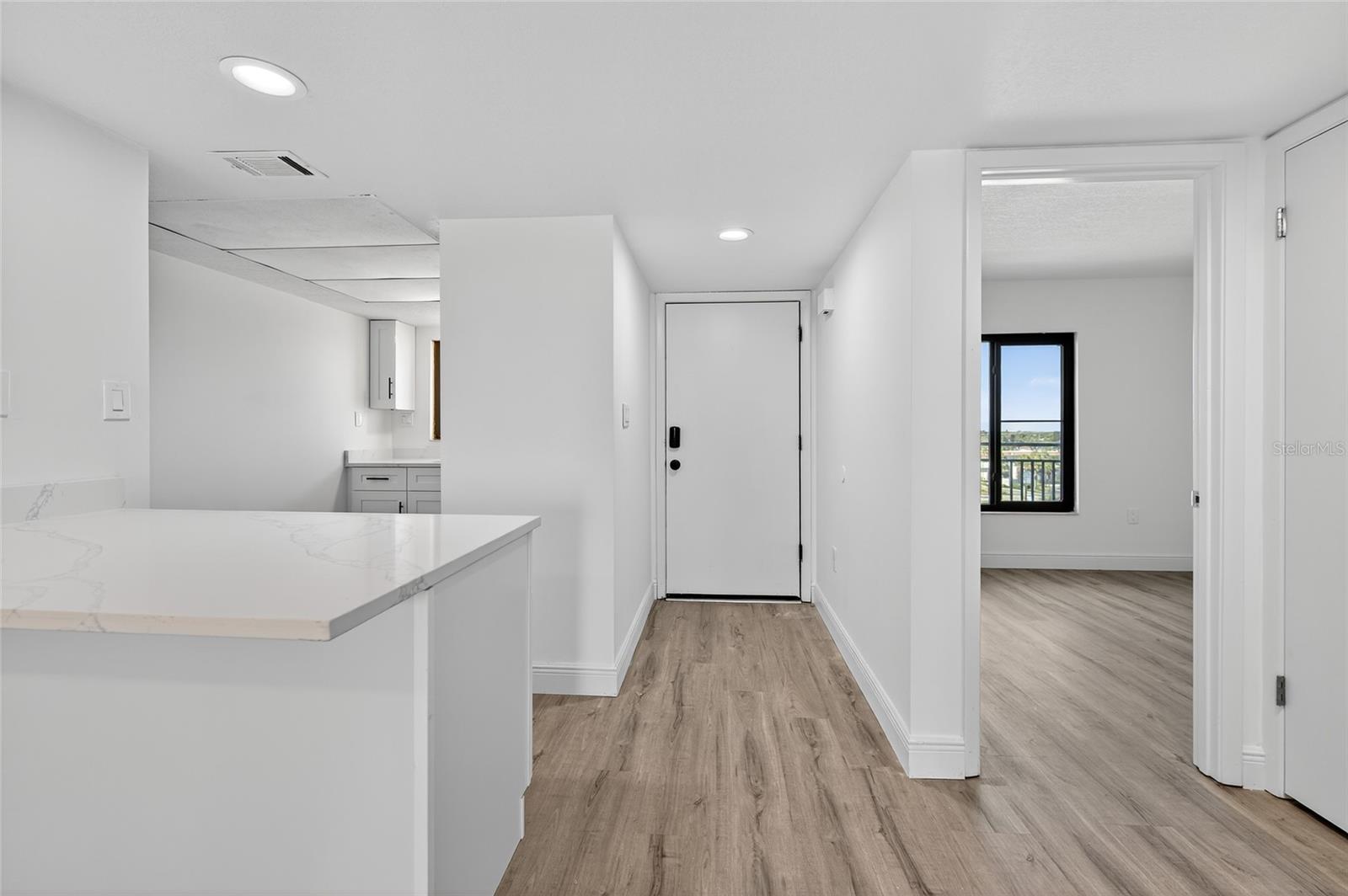 Image 3 of 35 For 1275 Ocean Shore Boulevard P3