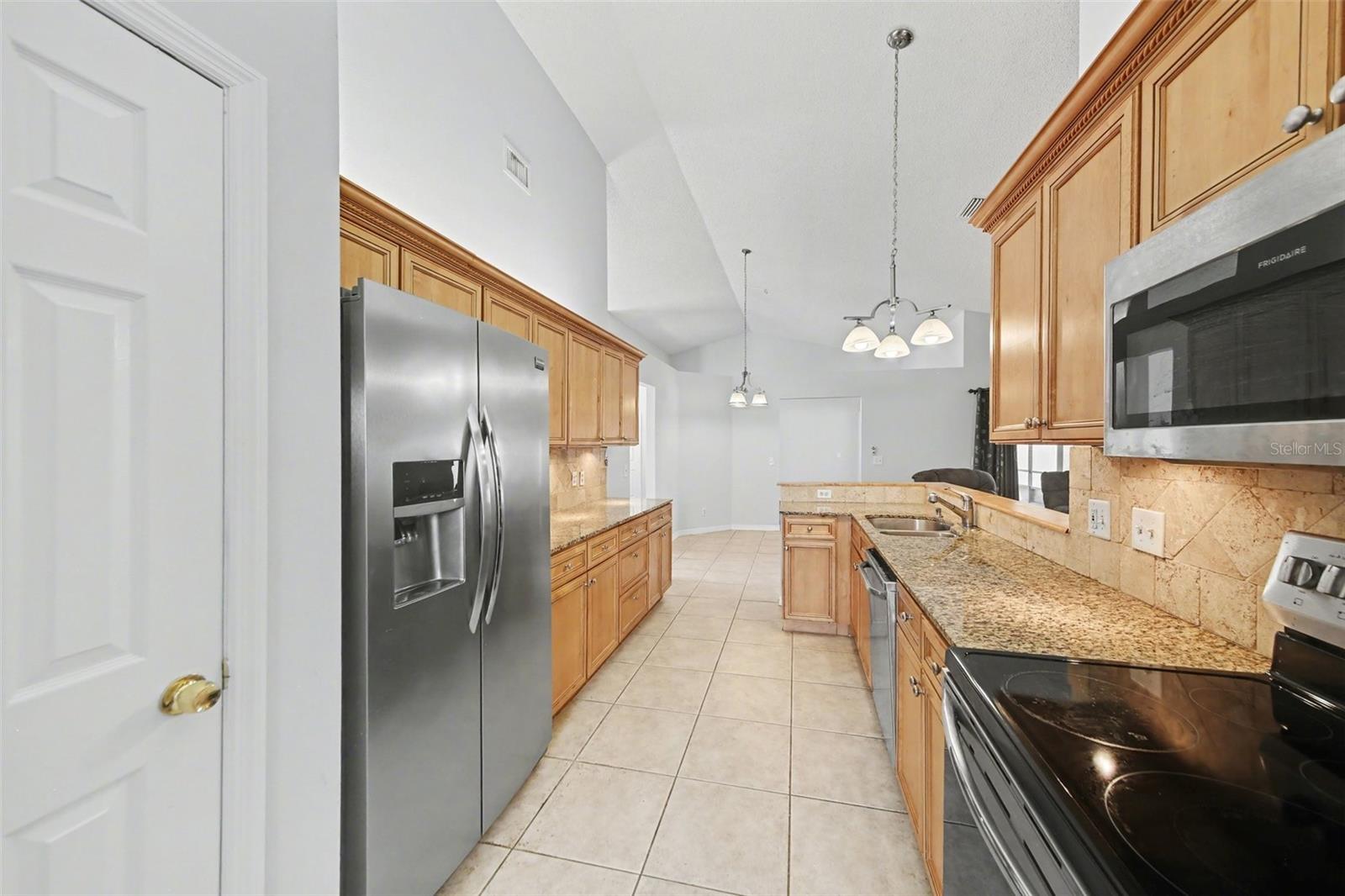 Image 12 of 30 For 12514 Fingest Court