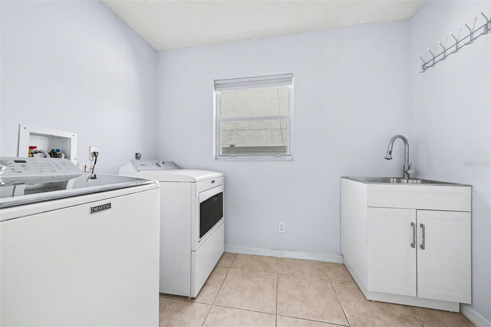 Image 21 of 30 For 12514 Fingest Court