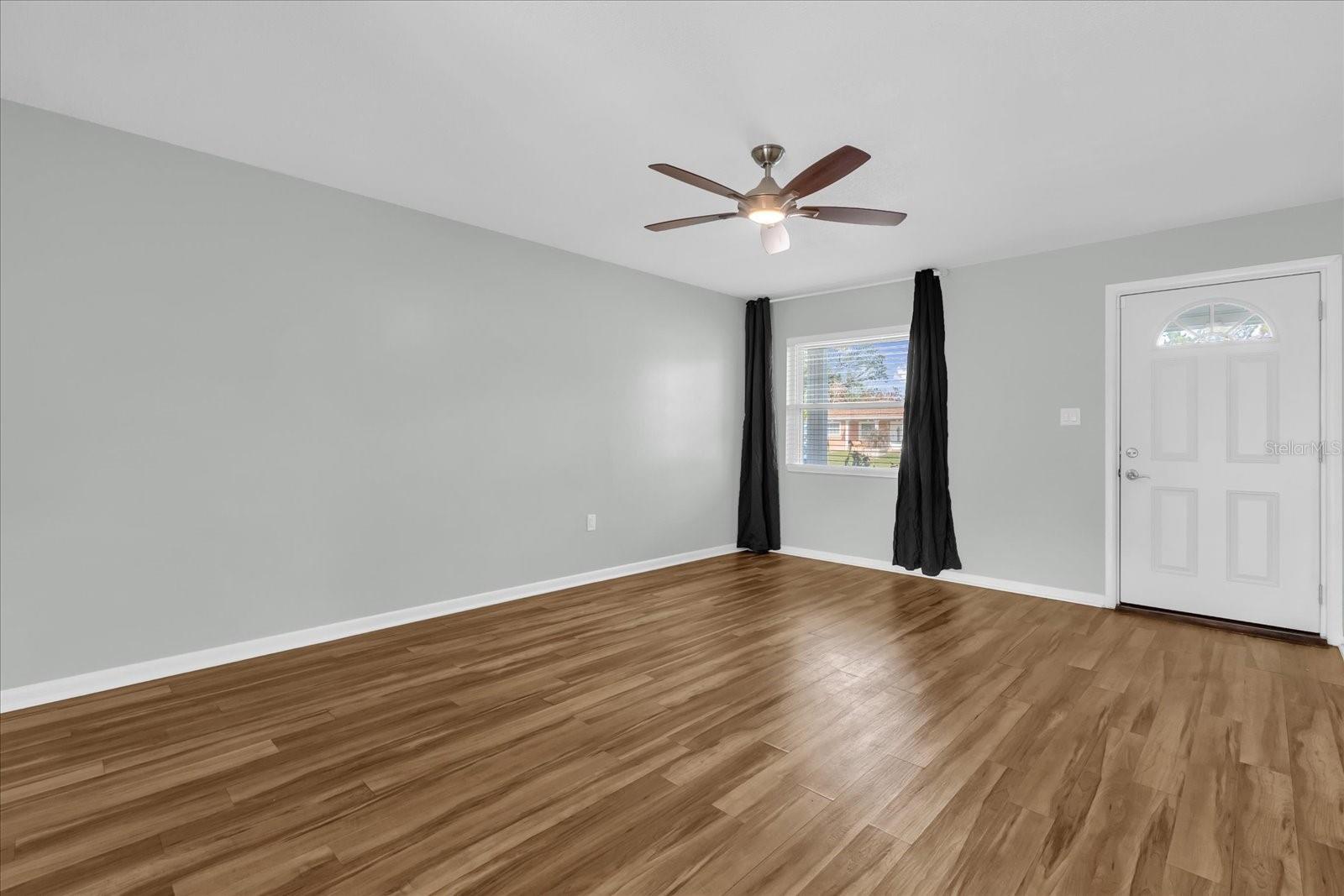 Image 12 of 29 For 1412 Oxalis Avenue