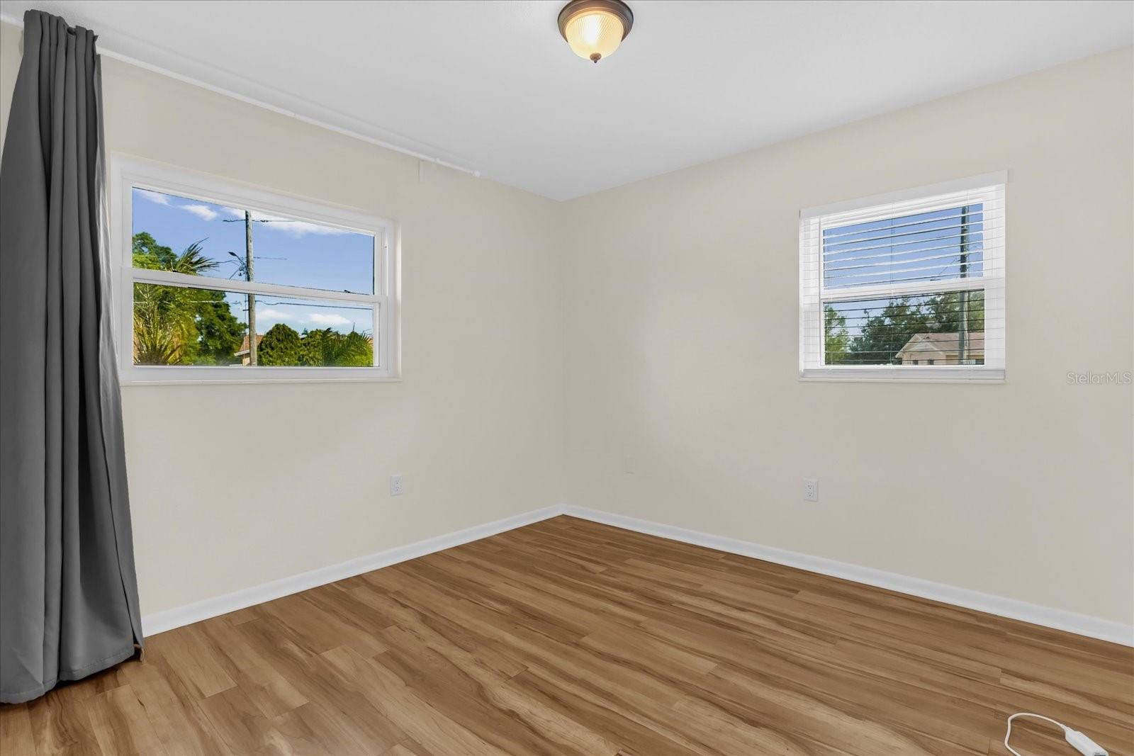 Image 18 of 29 For 1412 Oxalis Avenue