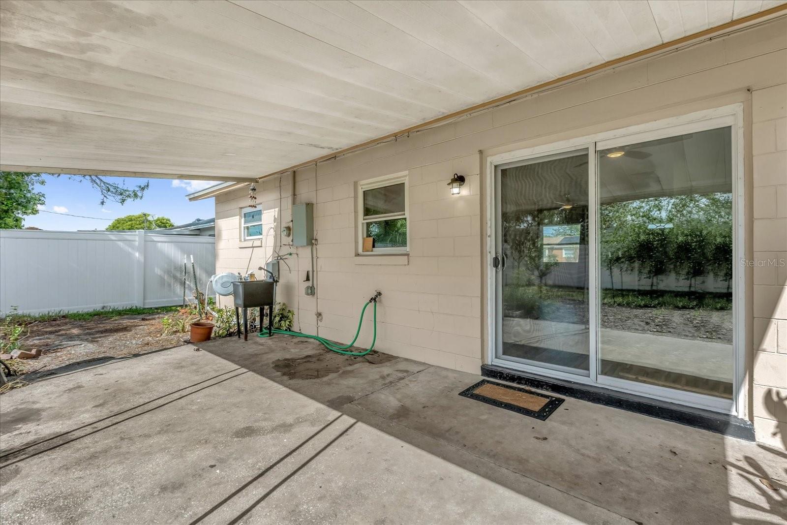 Image 22 of 29 For 1412 Oxalis Avenue