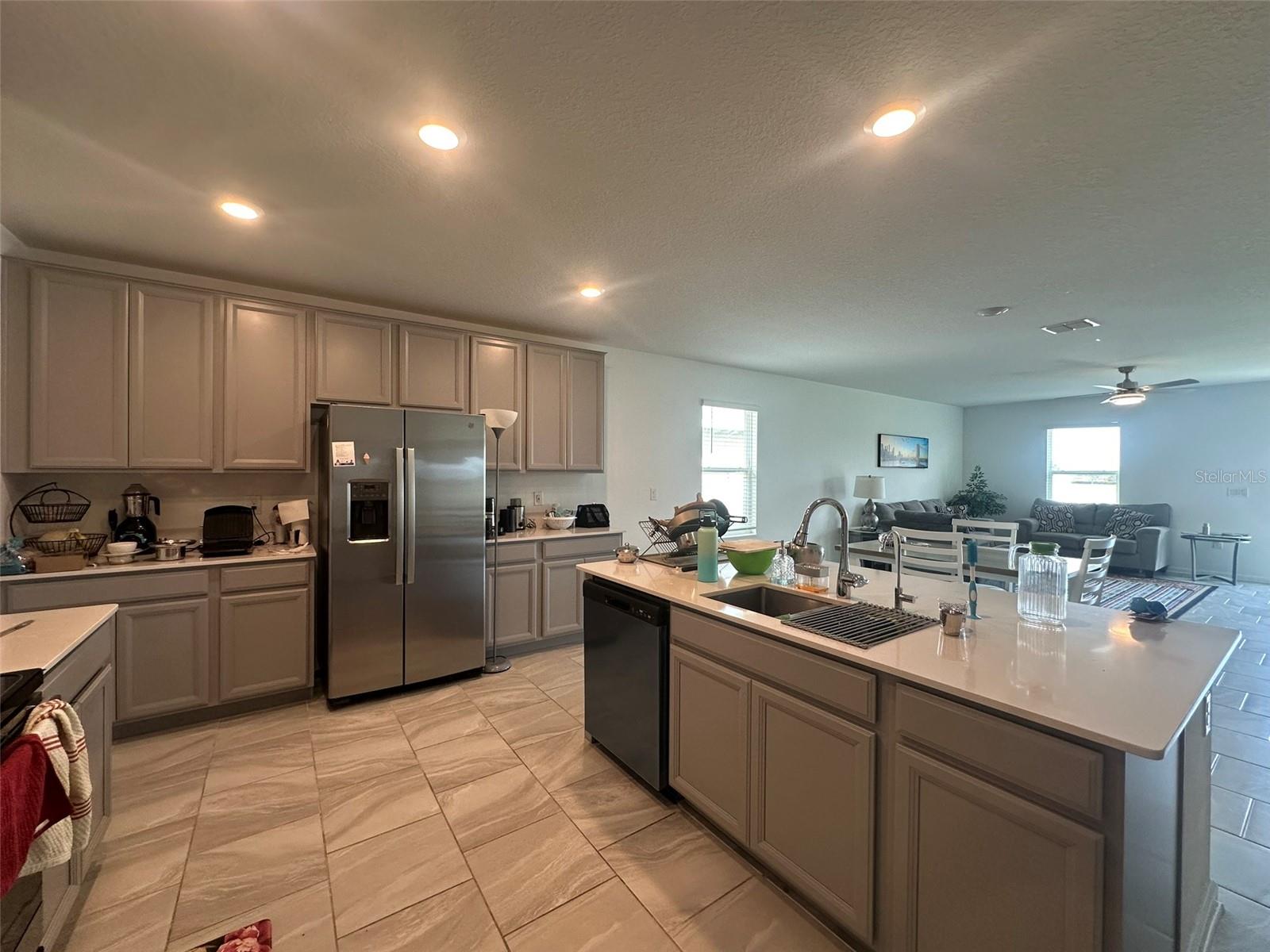 Image 10 of 35 For 373 Pineywoods Street