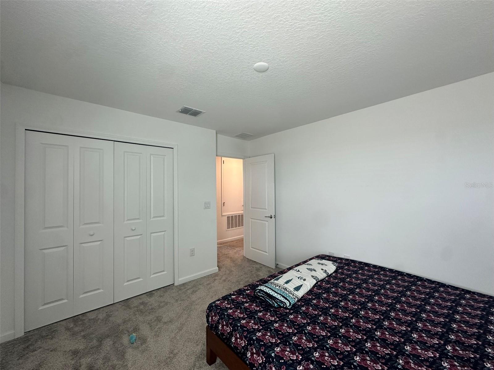 Image 23 of 35 For 373 Pineywoods Street