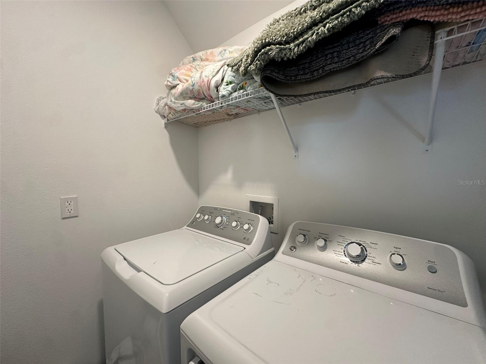 Image 27 of 35 For 373 Pineywoods Street