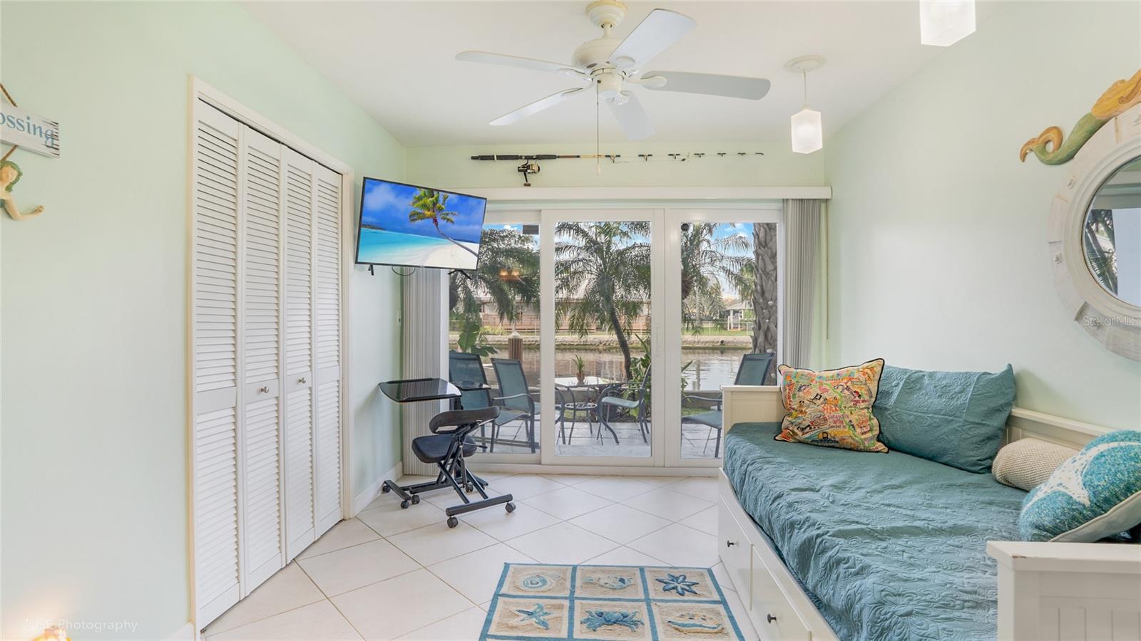 Image 10 of 12 For 535 Hendricks Isle 108