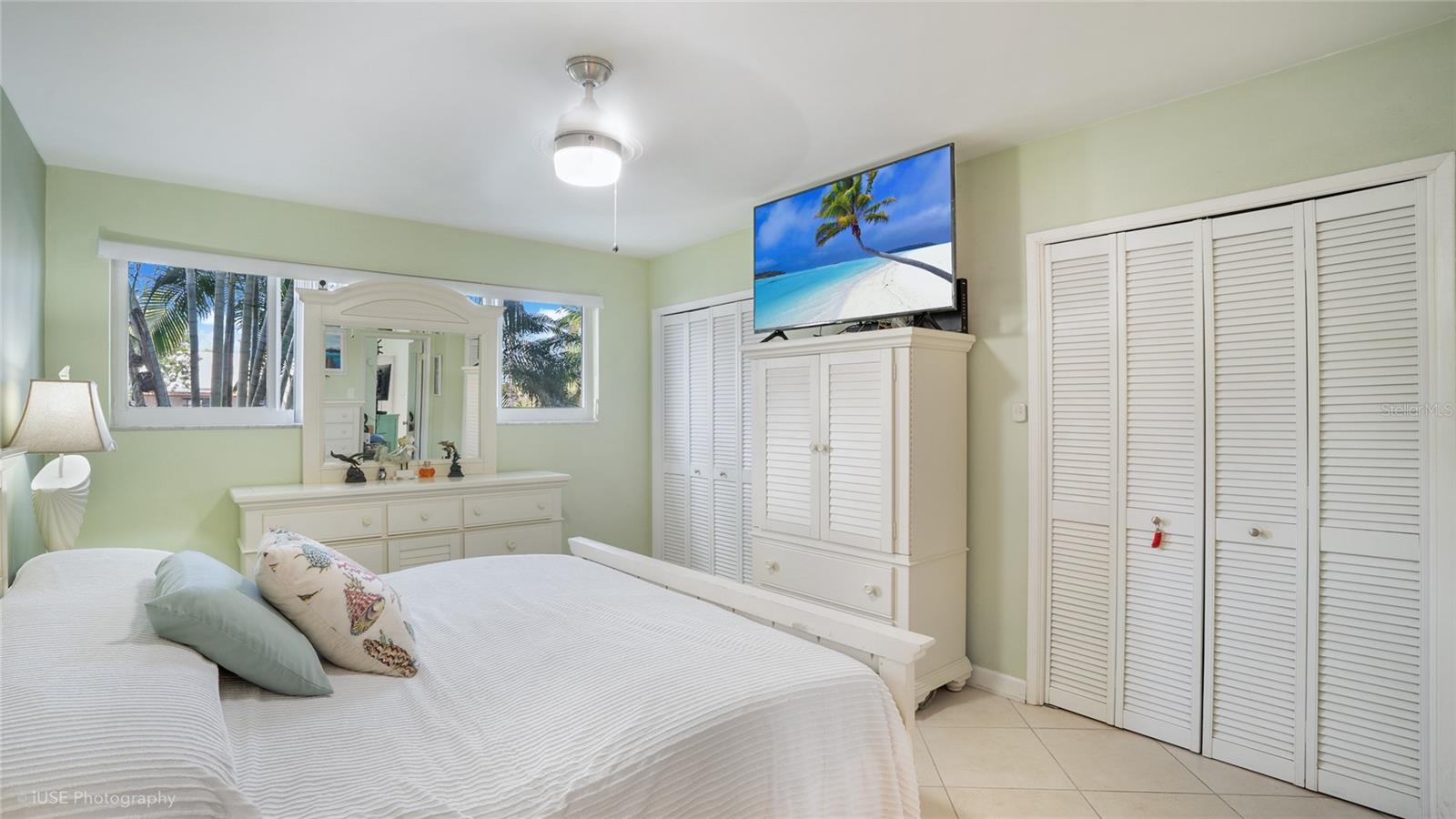 Image 6 of 12 For 535 Hendricks Isle 108