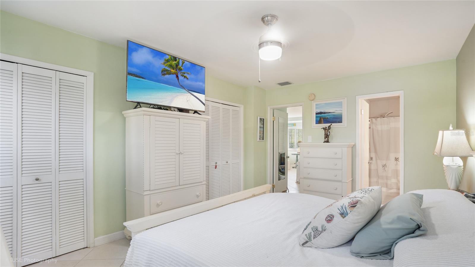 Image 7 of 12 For 535 Hendricks Isle 108