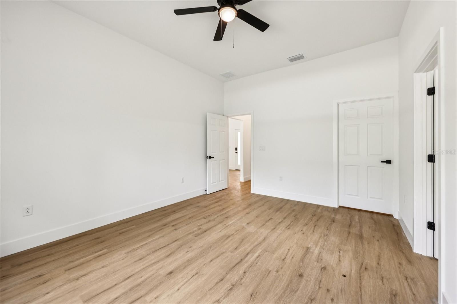 Image 20 of 31 For 80 Malauka Pass Course