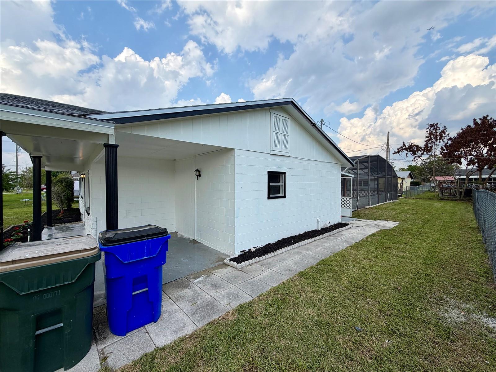 Image 13 of 16 For 109 Dakota Avenue