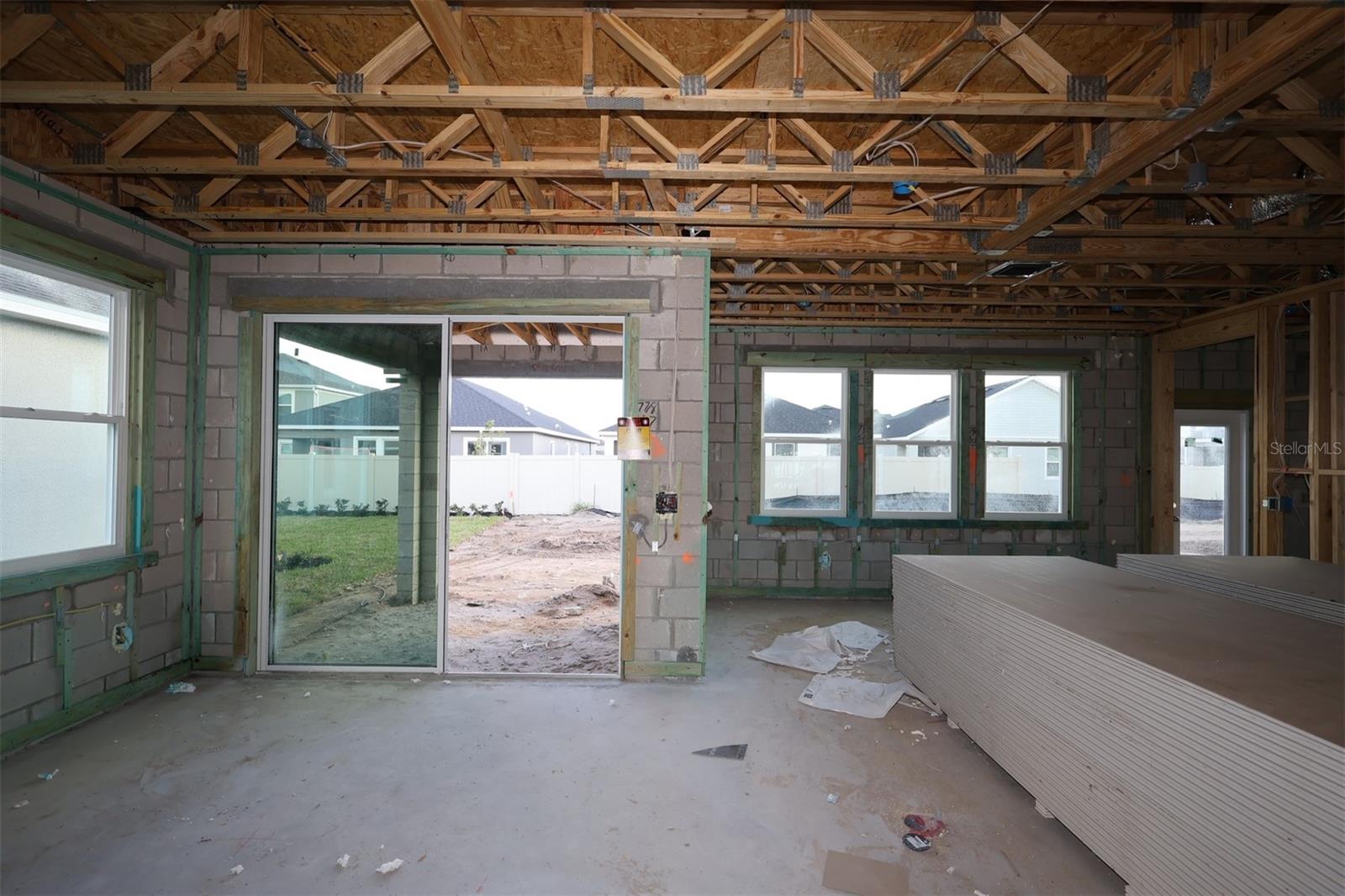 Image 14 of 18 For 5291 High Line Drive