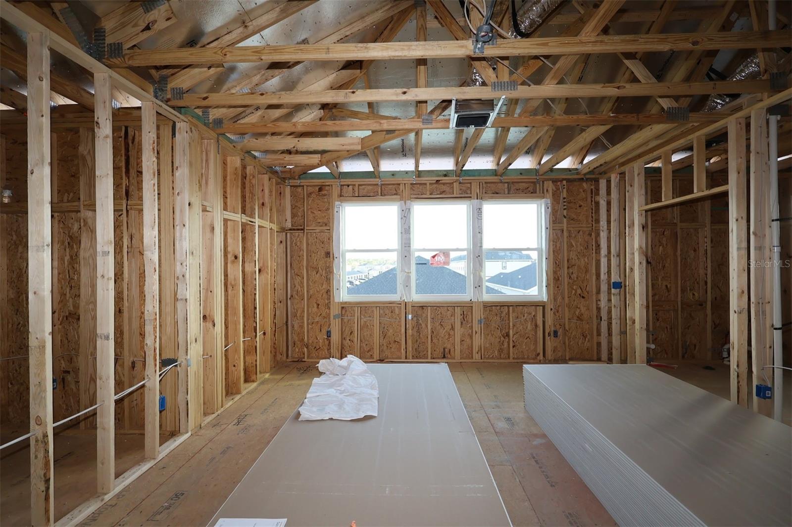 Image 9 of 18 For 5291 High Line Drive