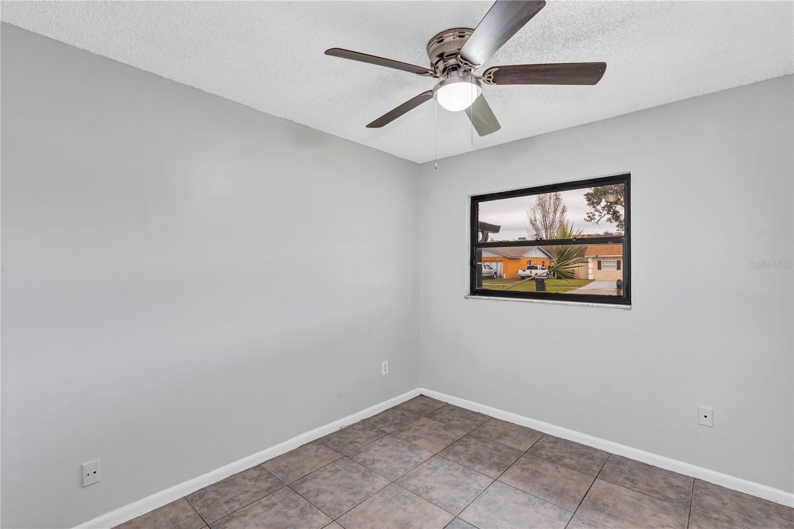 Image 18 of 32 For 7900 Toledo Street