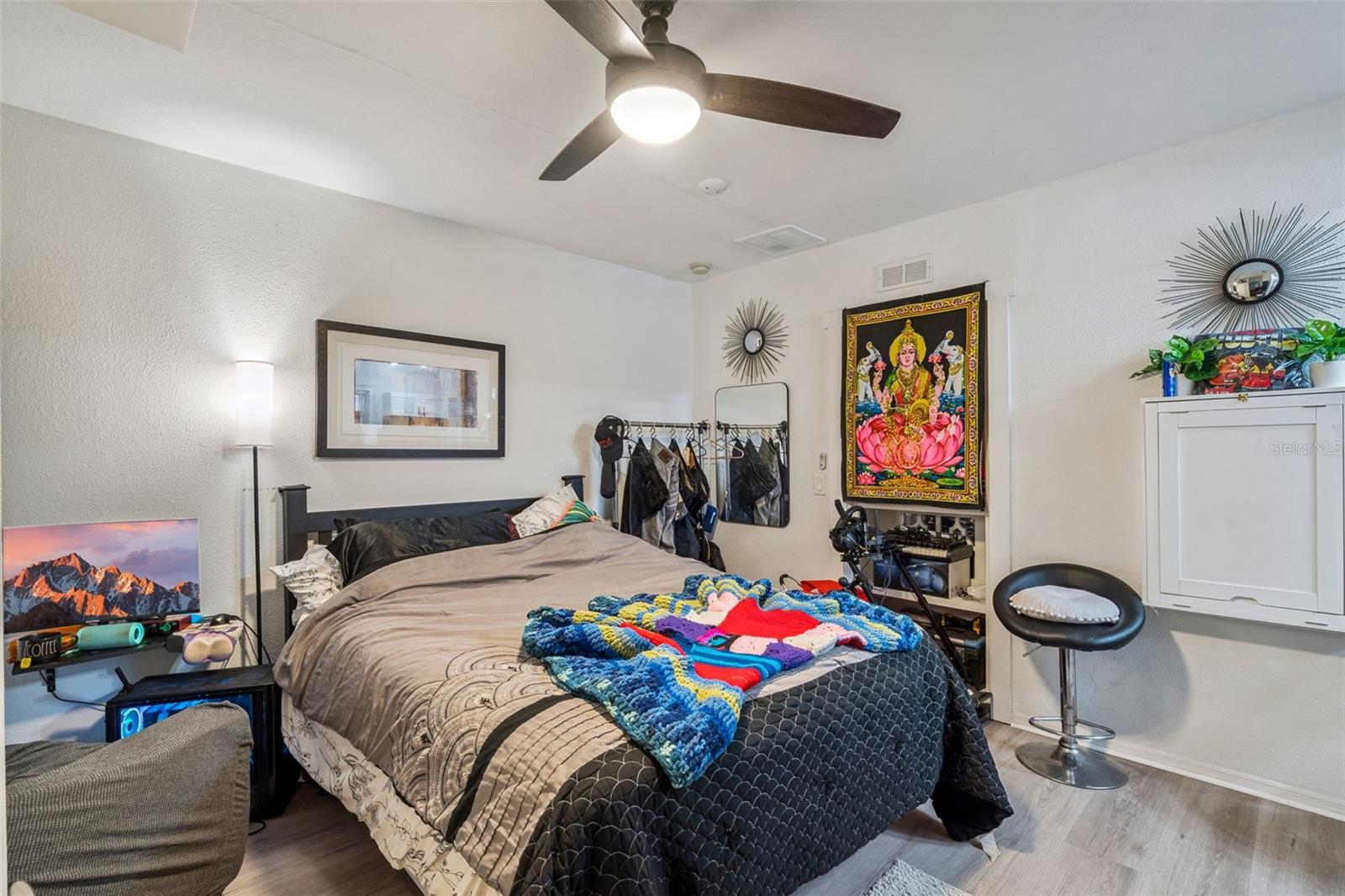 Image 18 of 29 For 525 7th Street Ne