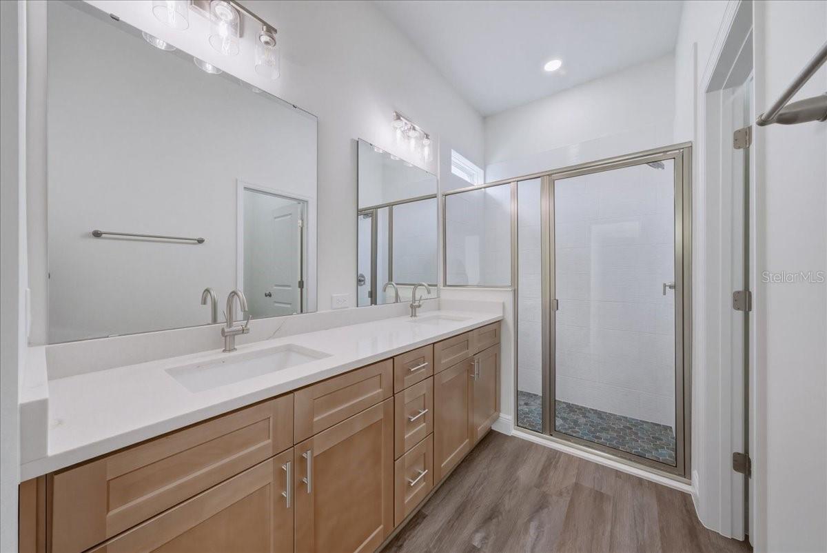 Image 9 of 31 For 1296 Moselle Avenue