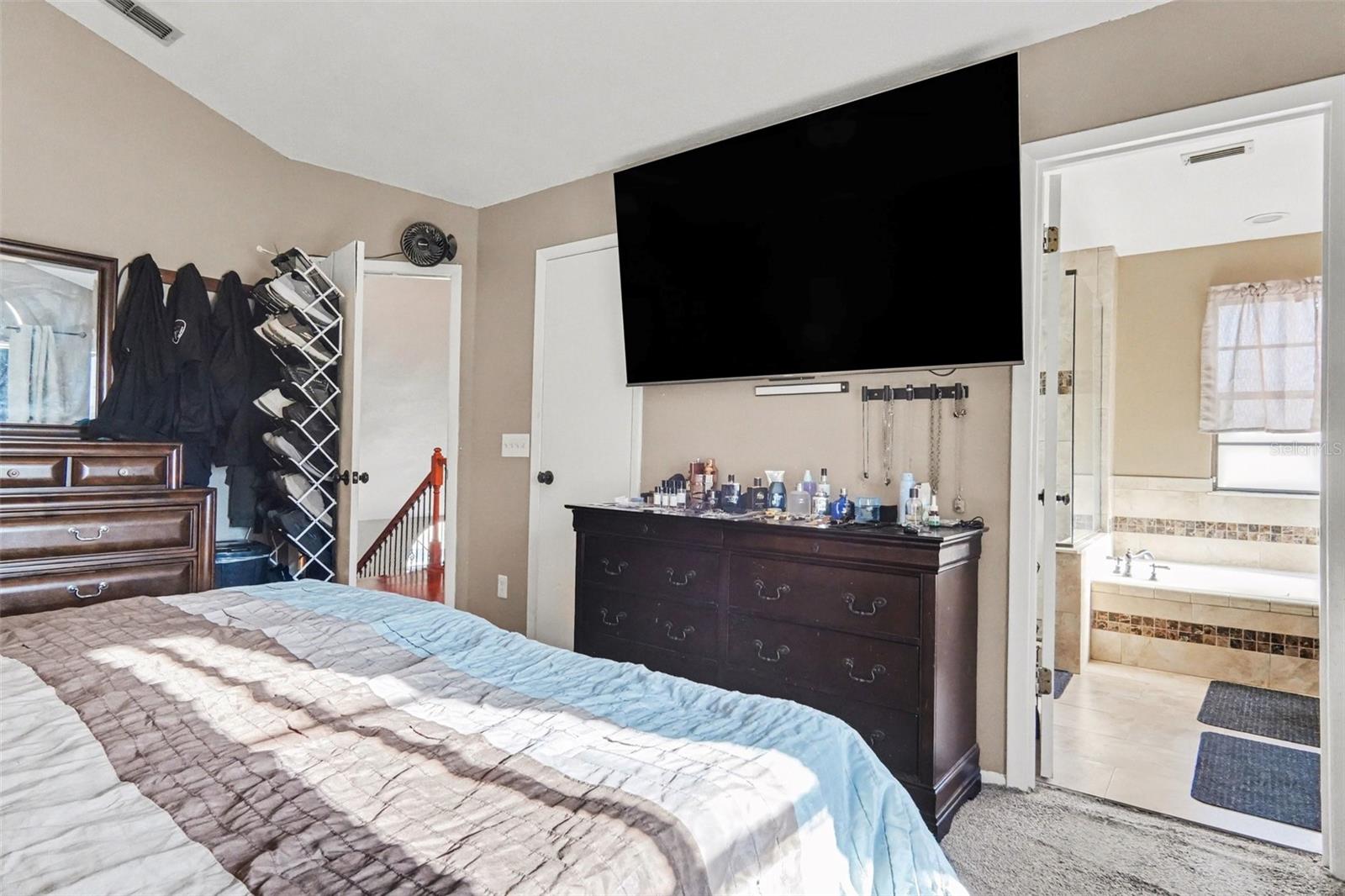 Image 15 of 22 For 2059 Sue Ellen Court