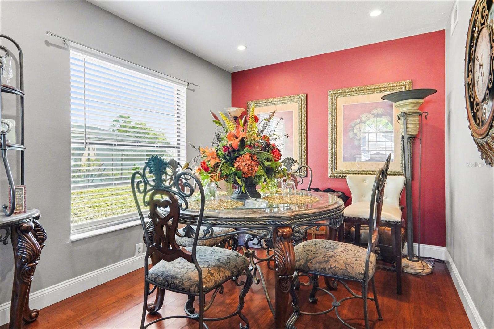 Image 6 of 22 For 2059 Sue Ellen Court