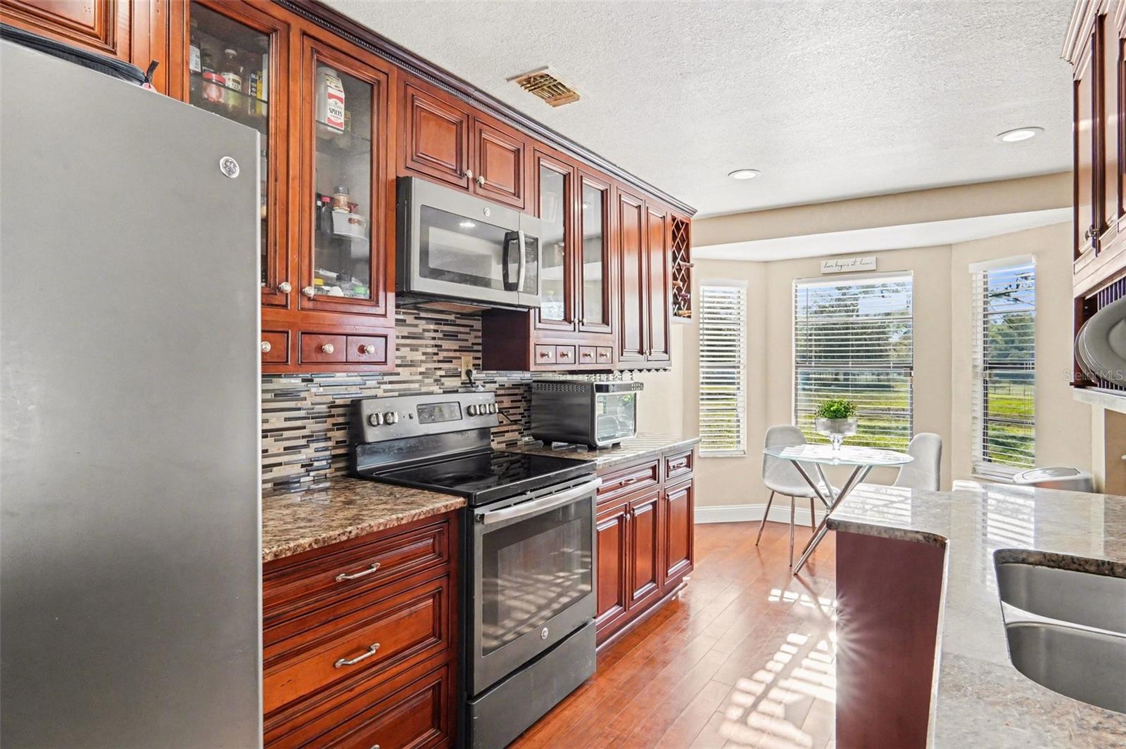 Image 7 of 22 For 2059 Sue Ellen Court