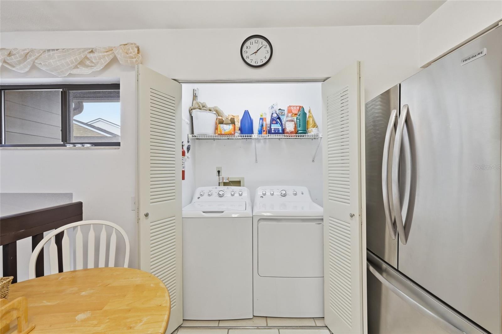 Image 13 of 25 For 2915 Clubview Drive U4