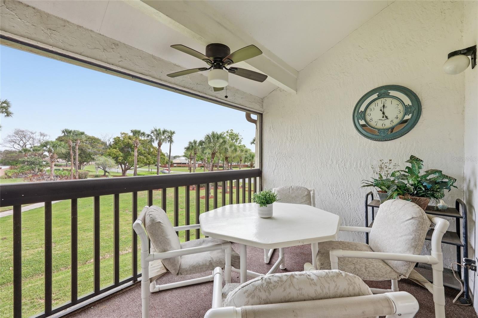 Image 3 of 25 For 2915 Clubview Drive U4