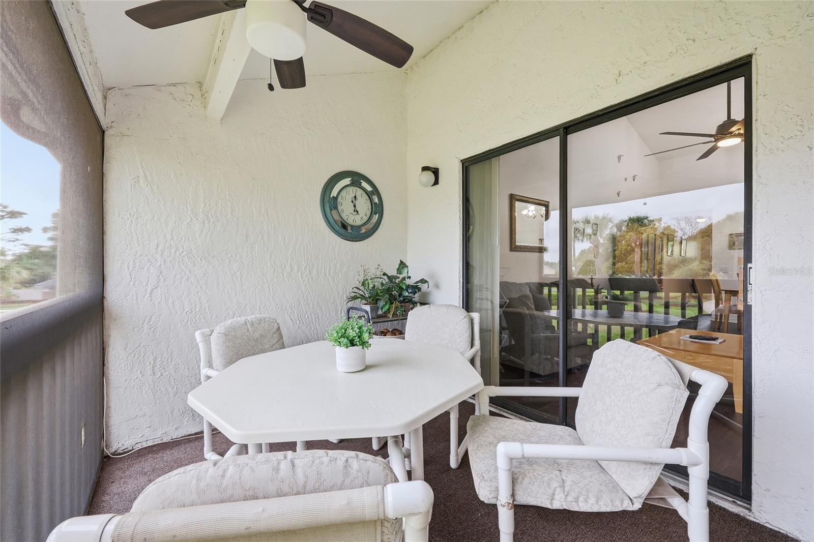 Image 4 of 25 For 2915 Clubview Drive U4