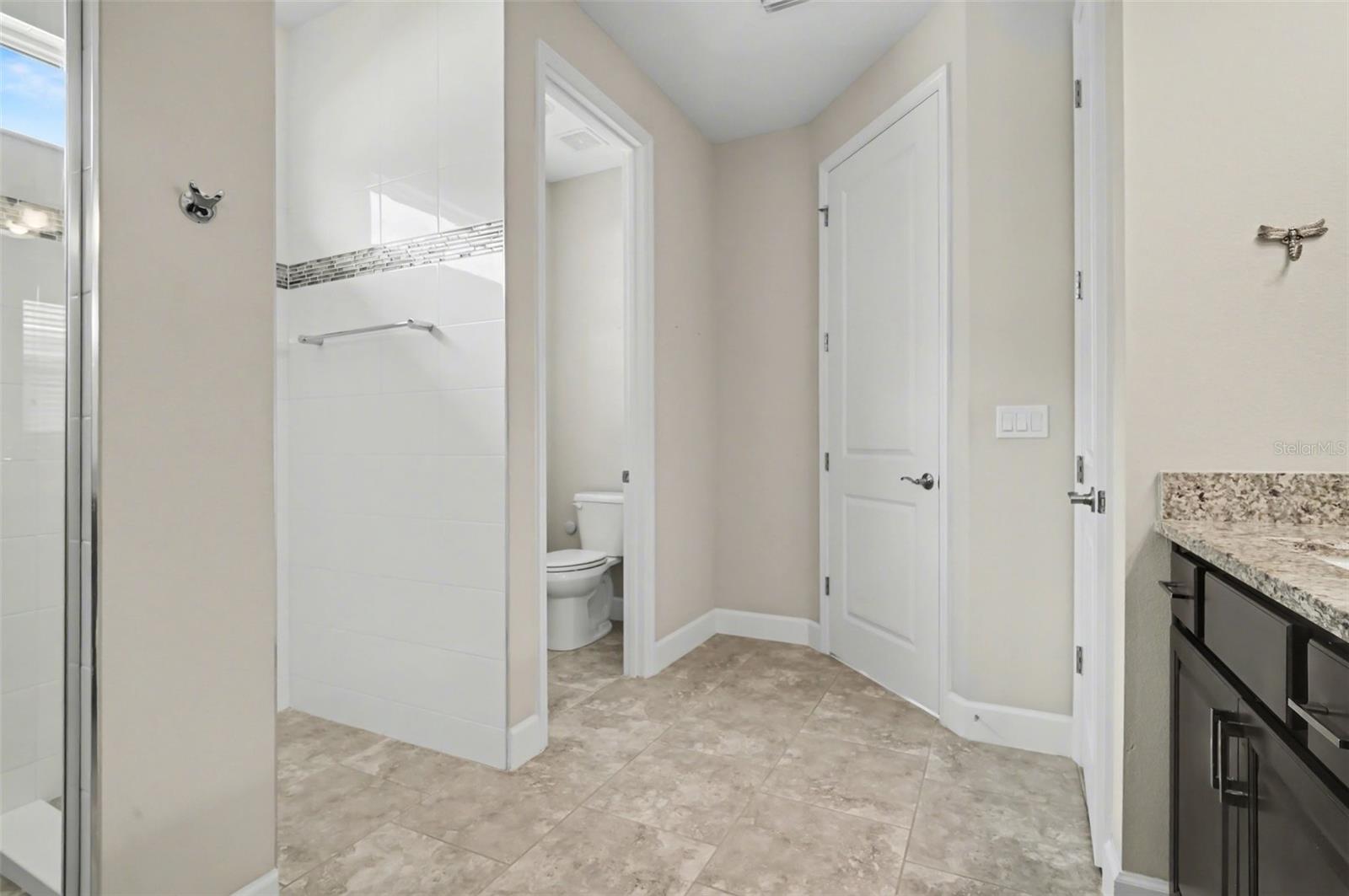 Image 31 of 43 For 1011 Victoria Hills Drive S