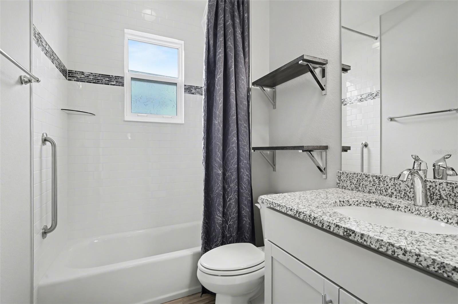 Image 33 of 43 For 1011 Victoria Hills Drive S