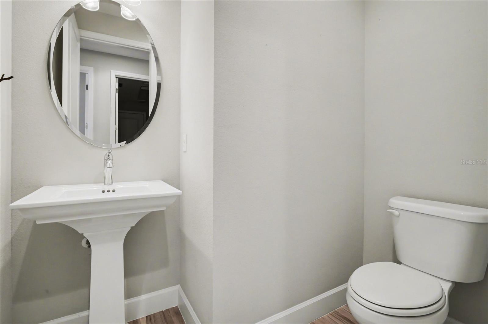 Image 34 of 43 For 1011 Victoria Hills Drive S