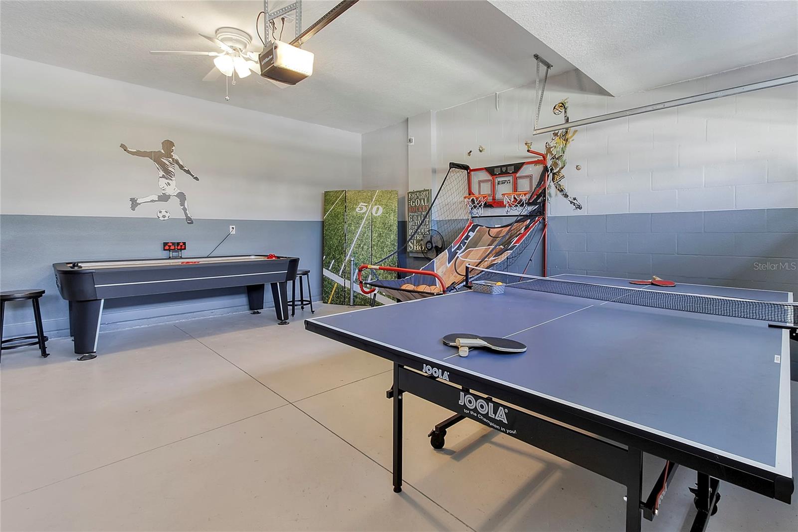 Image 22 of 79 For 1534 Moon Valley Drive