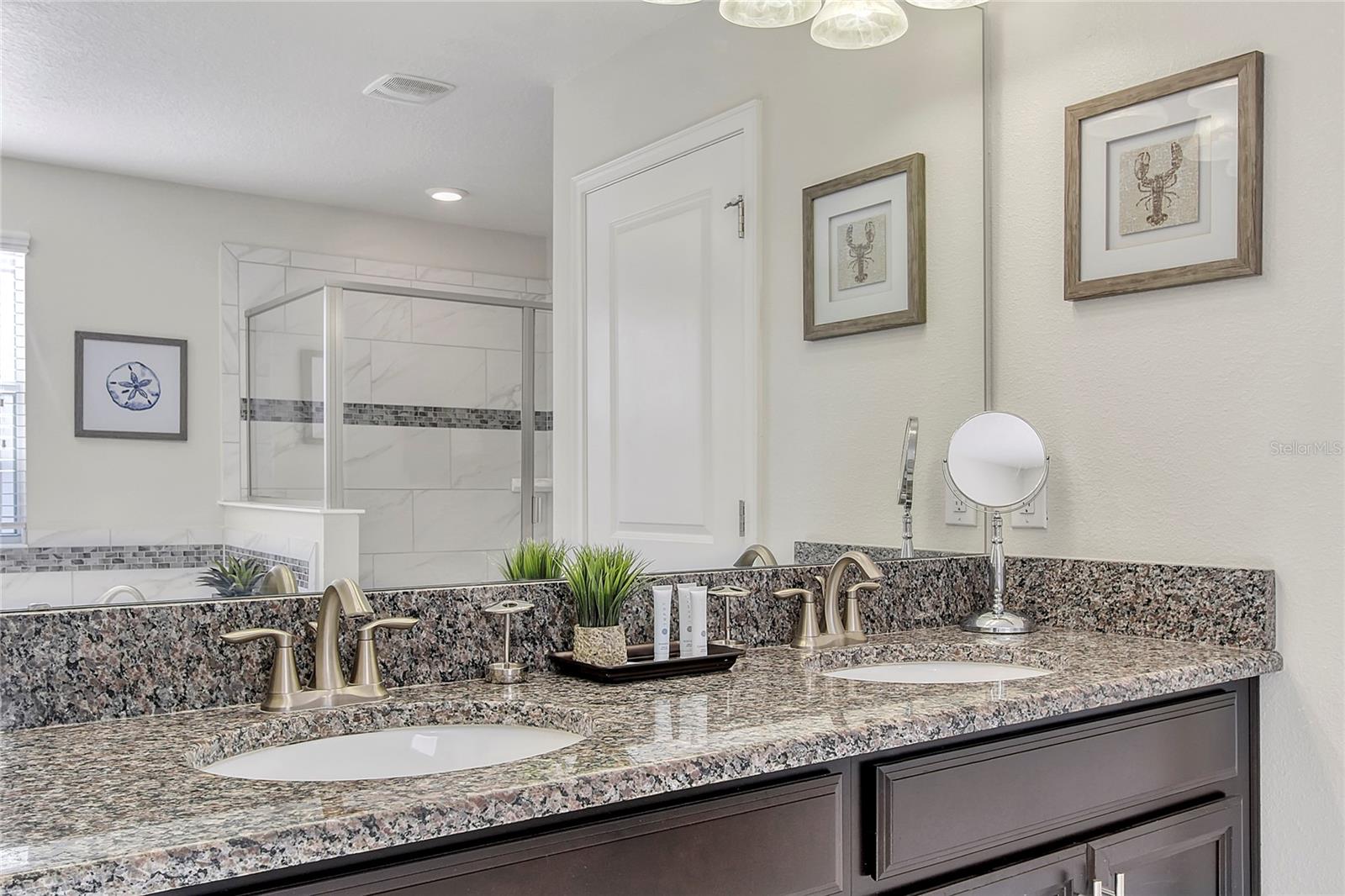 Image 34 of 79 For 1534 Moon Valley Drive