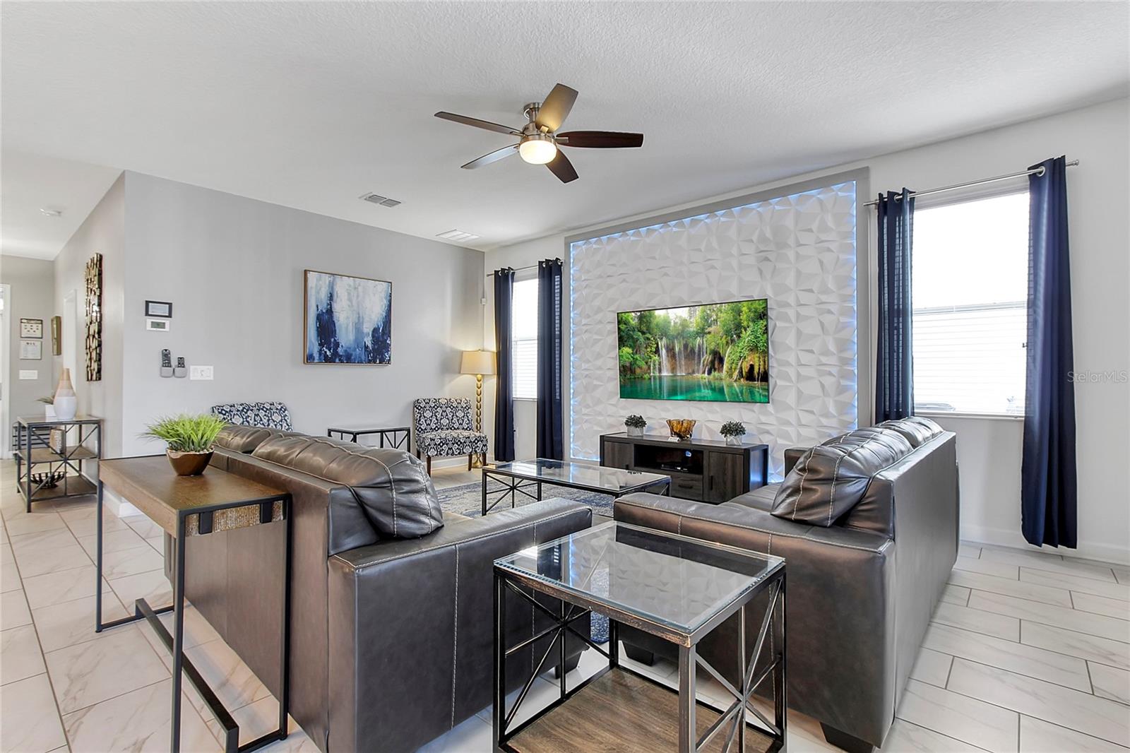 Image 8 of 79 For 1534 Moon Valley Drive