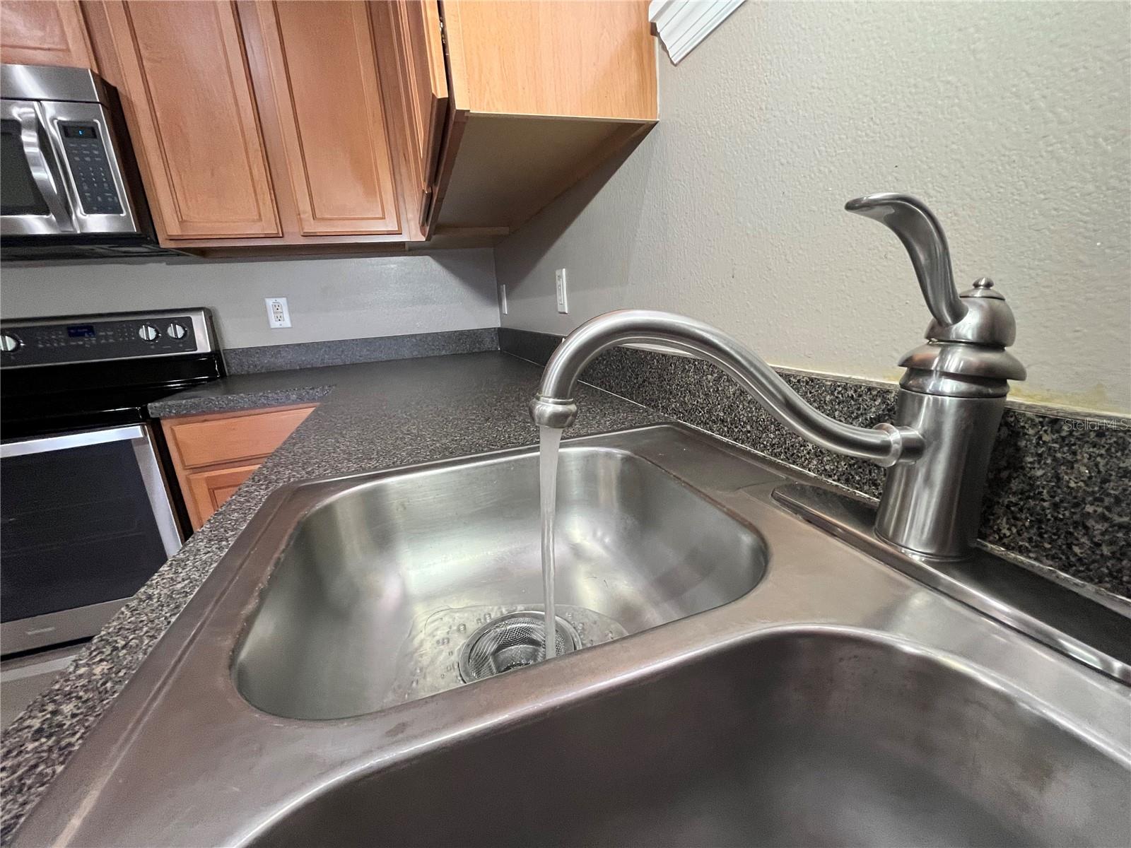 Image 5 of 22 For 919 Magnolia Blossom Court