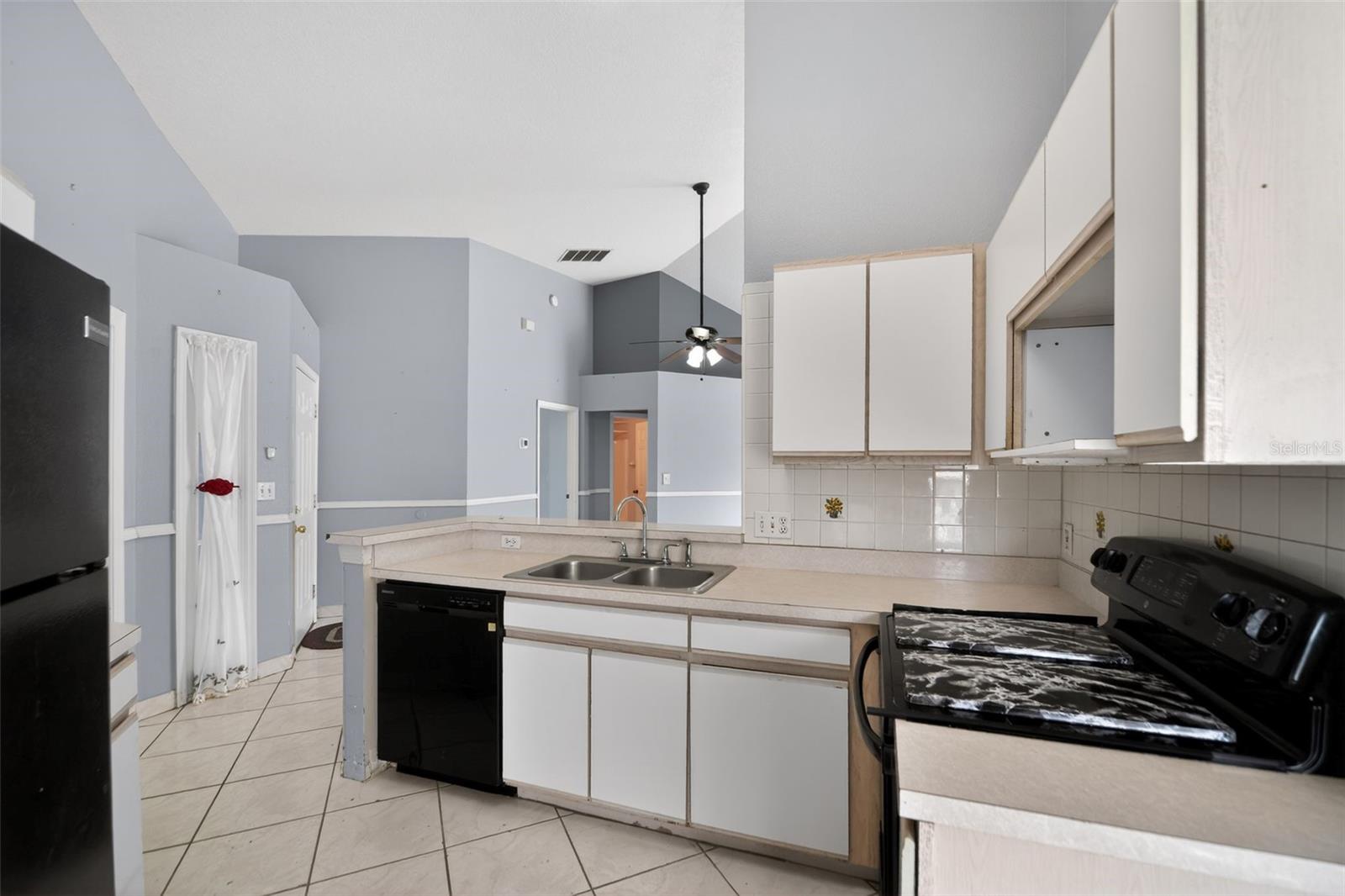 Image 18 of 36 For 3319 Kelsey Lane