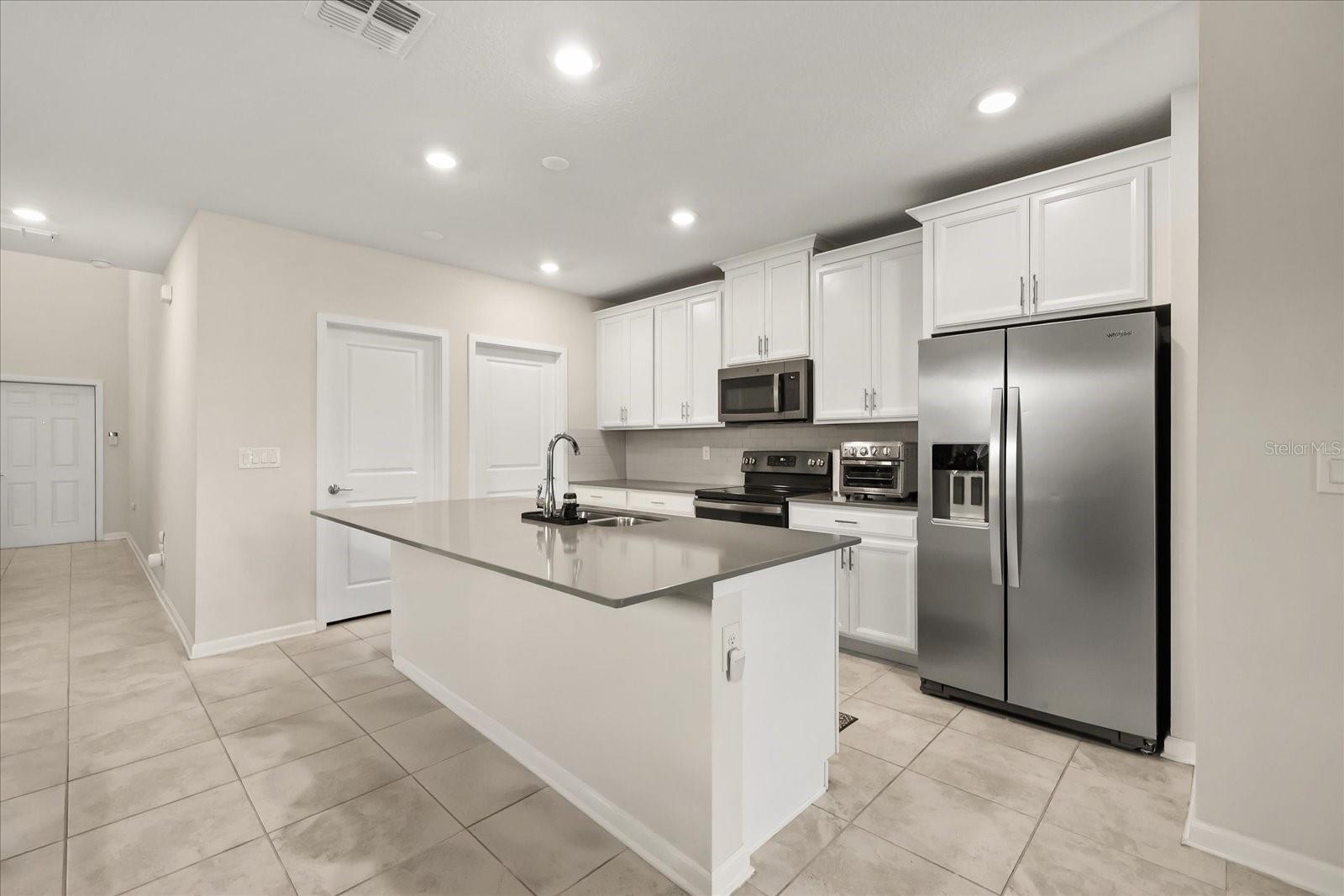 Image 2 of 40 For 2280 Mountain Pine Street