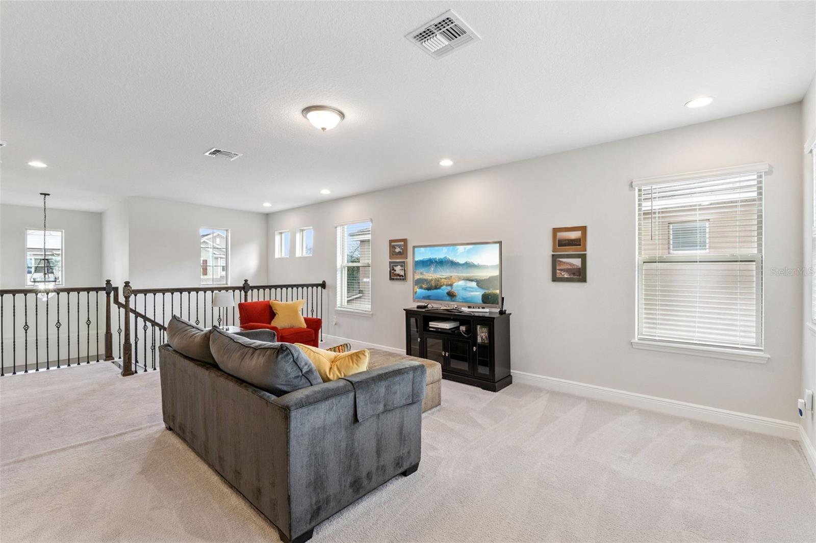 Image 38 of 76 For 8978 Sonoma Coast Drive