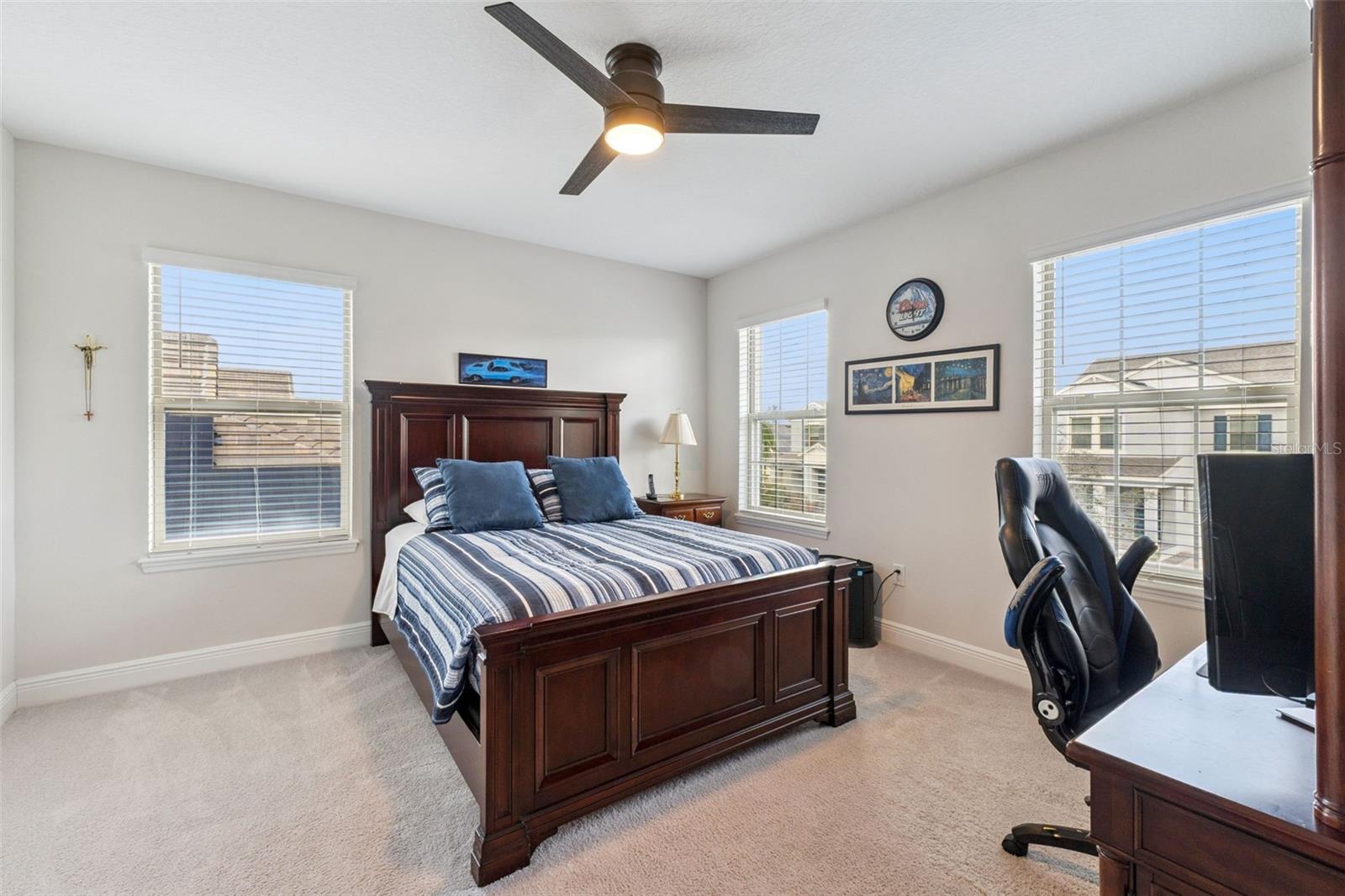 Image 40 of 76 For 8978 Sonoma Coast Drive