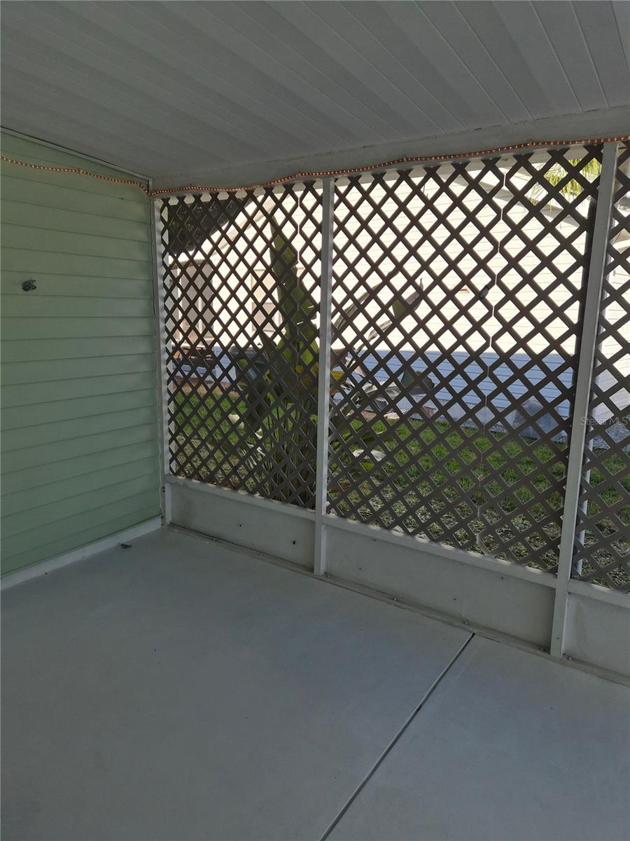 Image 23 of 28 For 508 Saint Andrews Boulevard