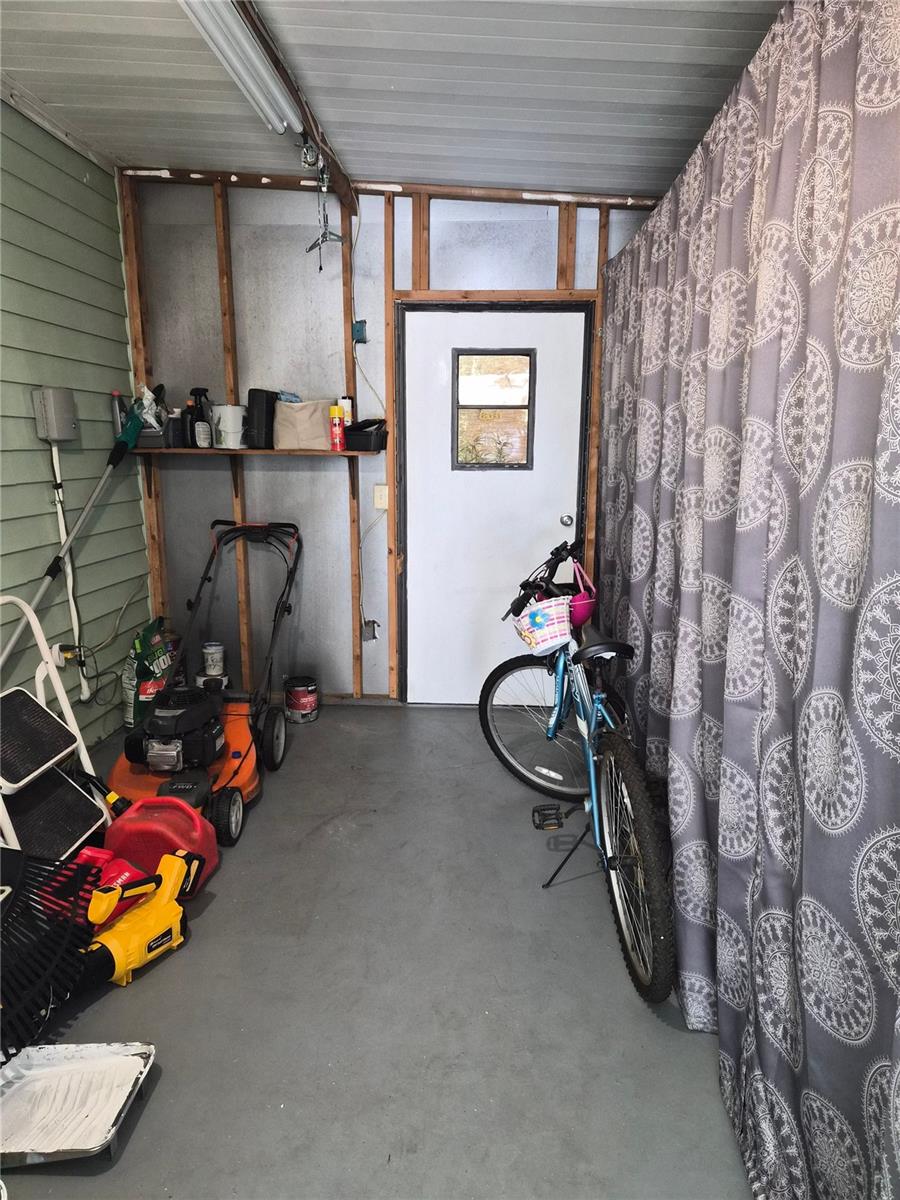 Image 24 of 28 For 508 Saint Andrews Boulevard