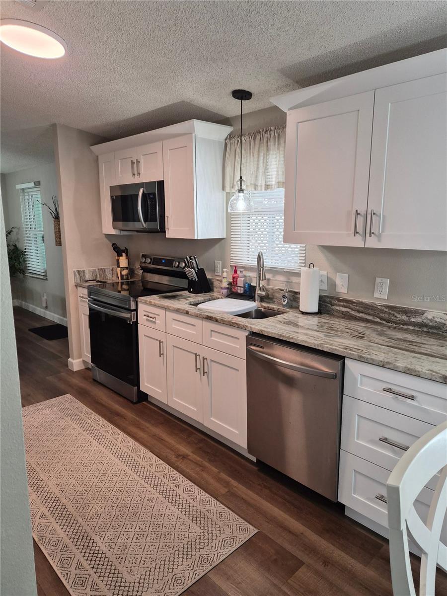 Image 7 of 28 For 508 Saint Andrews Boulevard