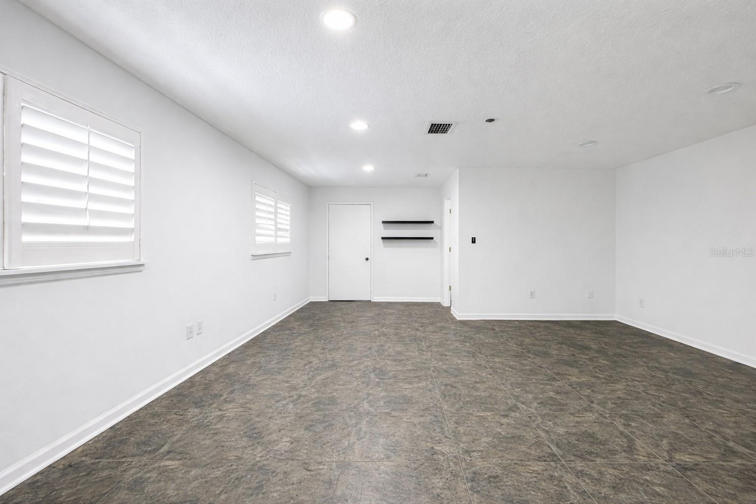 Image 11 of 34 For 26 Backspin Lane