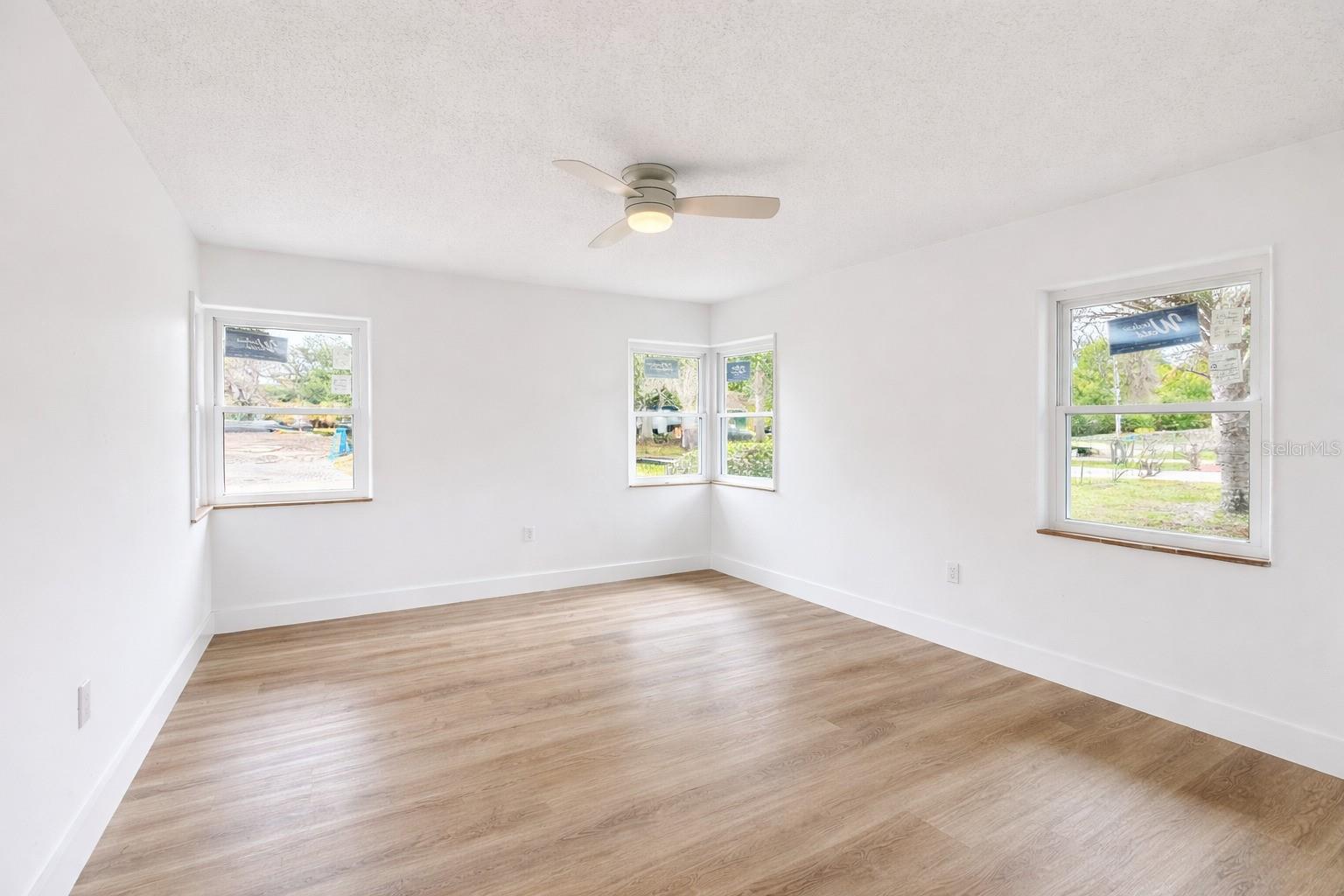 Image 19 of 34 For 26 Backspin Lane