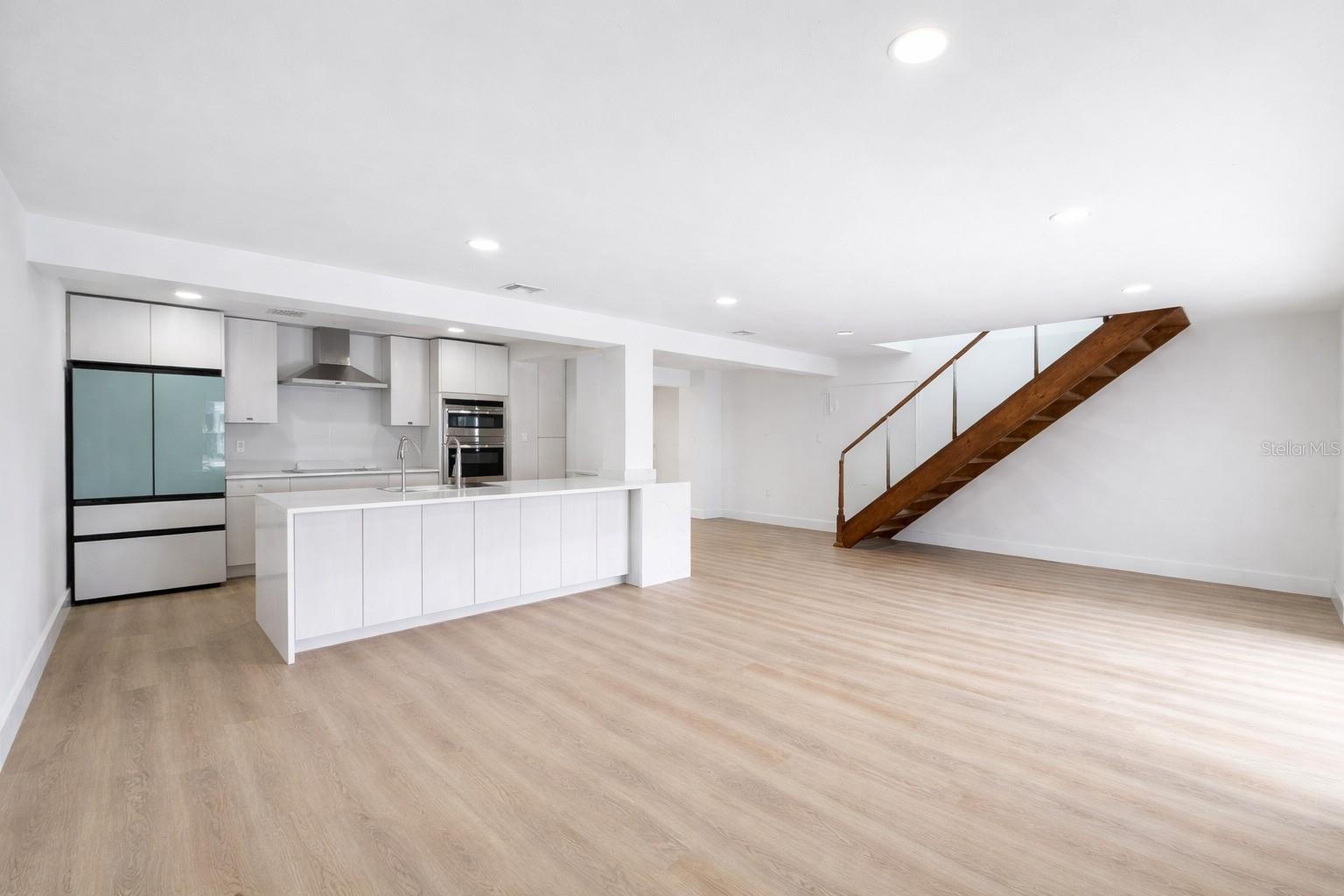 Image 4 of 34 For 26 Backspin Lane