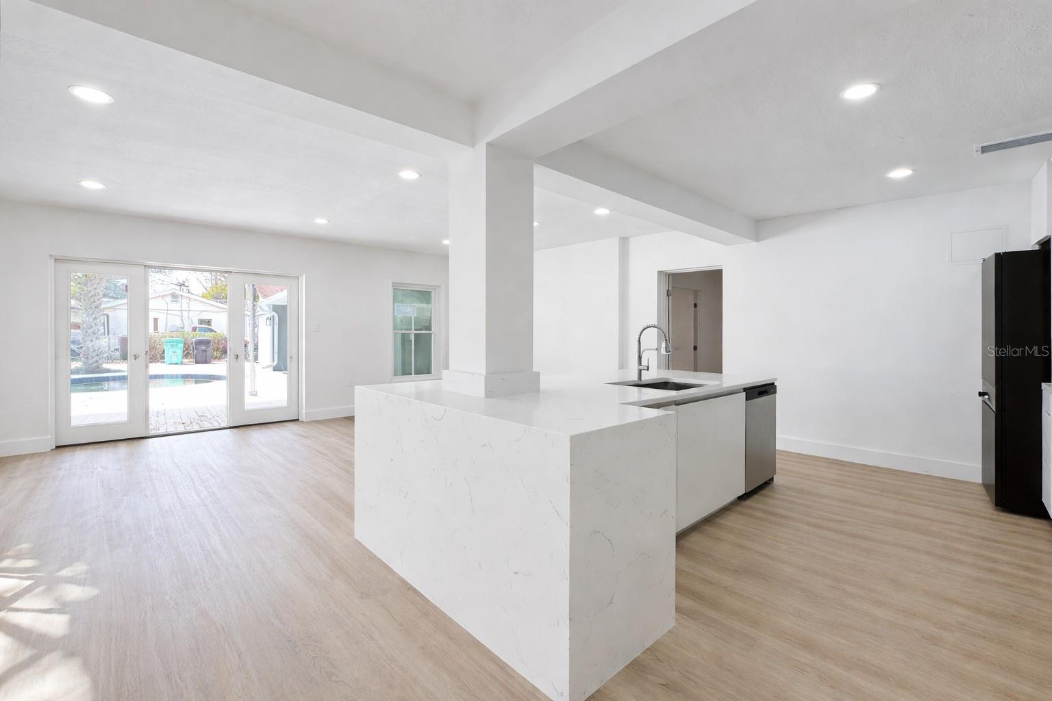 Image 7 of 34 For 26 Backspin Lane